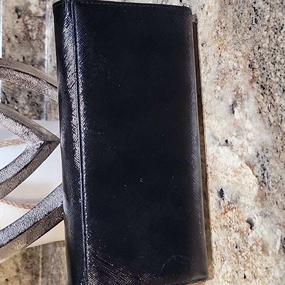 🌵MCM Black Leather Wallet - Picture 4 of 8